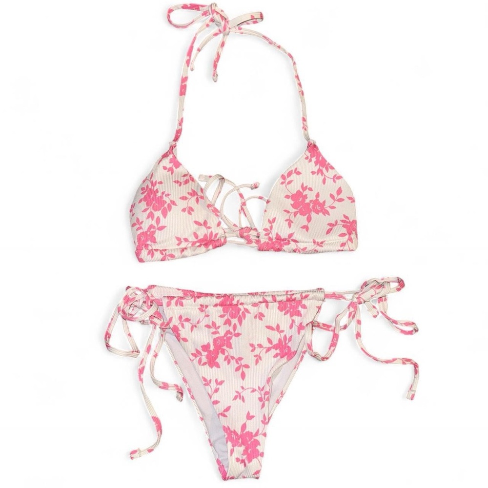 adorable women’s pink floral bikini set with removable padding
Size S